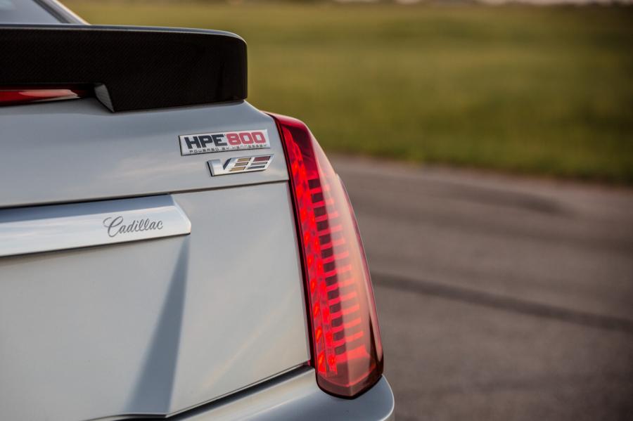 Логотип Cadillac CTS-V HPE800 by Hennessey 2016 года  (фото 10 из 15)